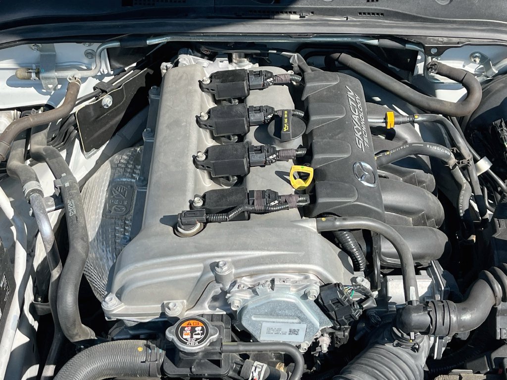 Used 2018 MAZDA MX-5 Miata RF Grand Touring RWD image 27