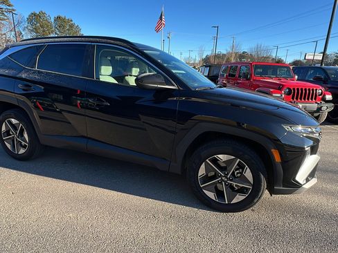 Used 2025 Hyundai Tucson SEL image 5