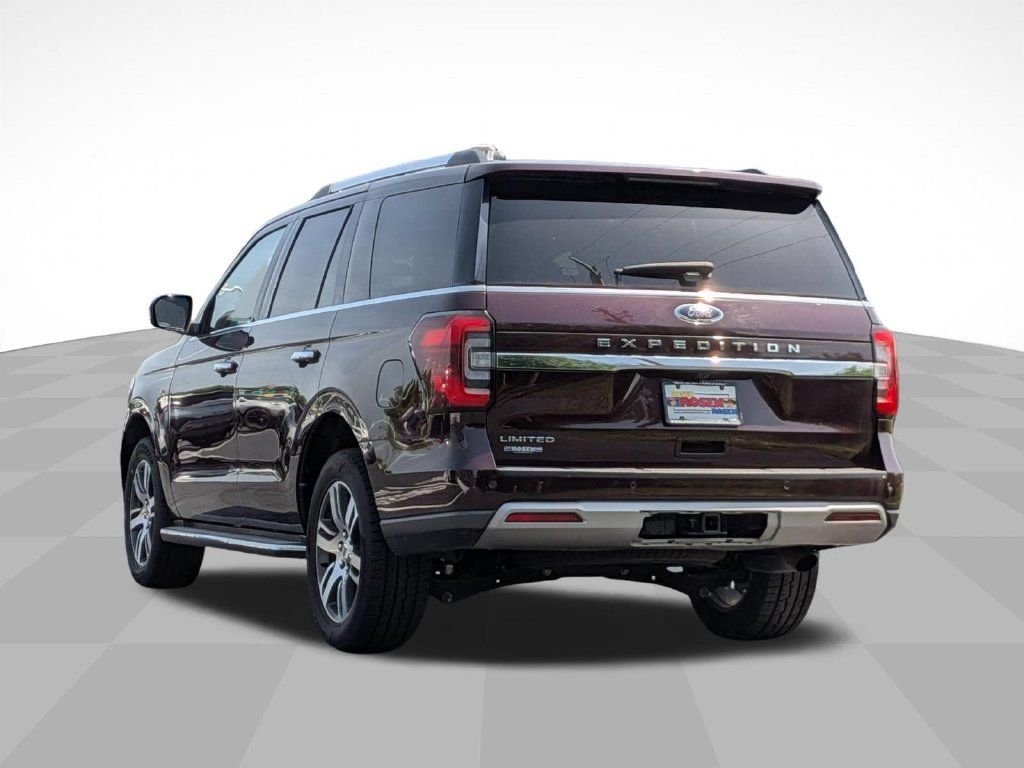 Used 2023 Ford Expedition Limited AWD/4WD image 5