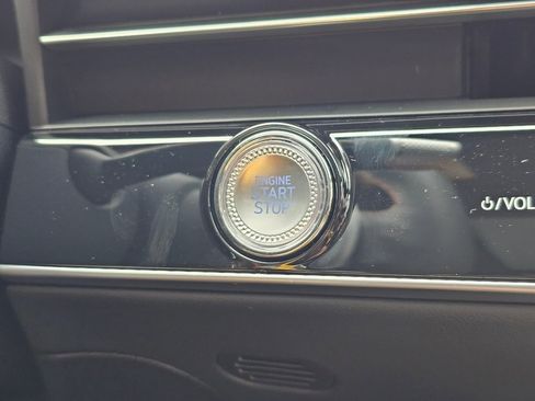 New 2026 Genesis GV70 2.5T Sport Prestige image 17