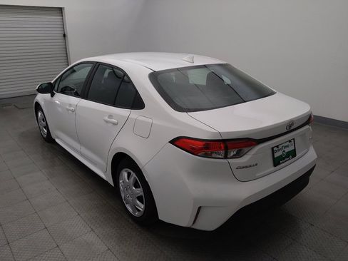 Used 2024 Toyota Corolla LE FWD image 5