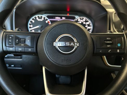Used 2024 Nissan Rogue SV AWD/4WD image 24