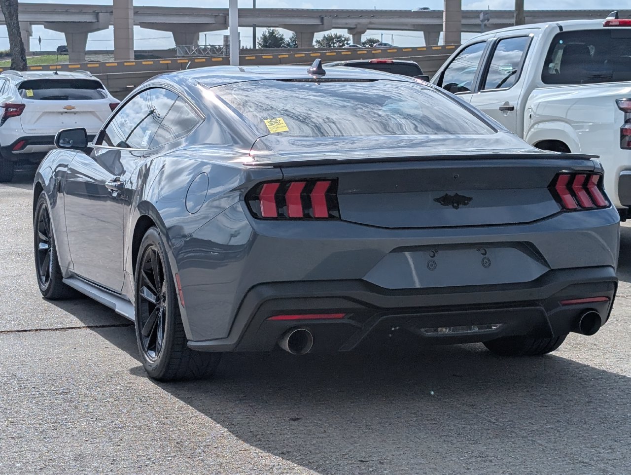 Used 2025 Ford Mustang GT RWD image 4