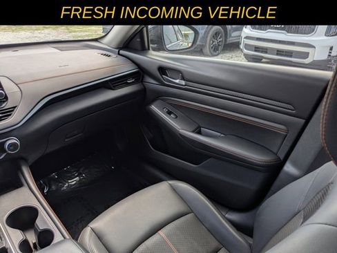 Used 2019 Nissan Altima 2.5 SR image 16