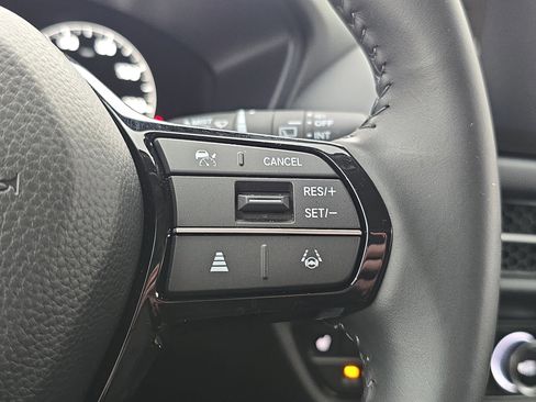 Certified 2024 Honda HR-V EX-L image 17