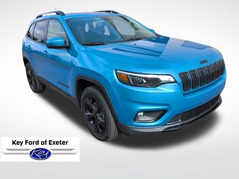 Used 2020 Jeep Cherokee Latitude Plus AWD/4WD image 2