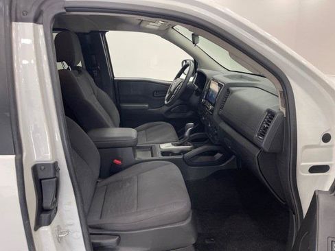 Used 2022 Nissan Frontier S image 40