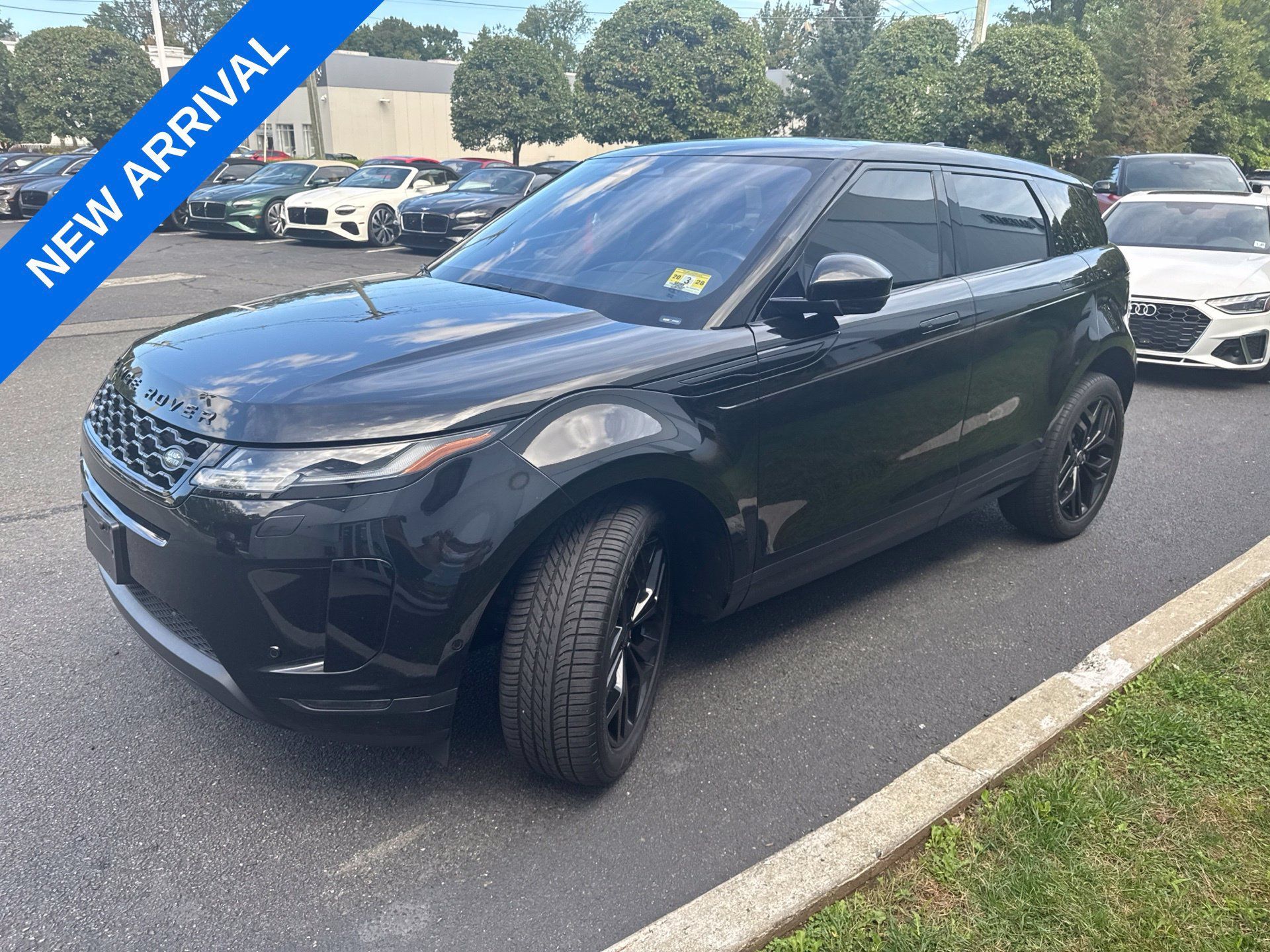 Used 2021 Land Rover Range Rover Evoque SE AWD/4WD image 5