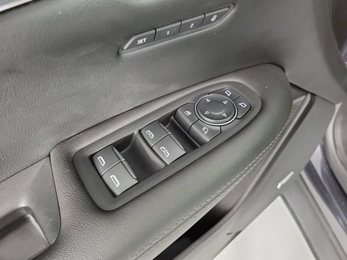 Used 2023 Cadillac XT5 Premium Luxury w/ Technology Package AWD/4WD image 22
