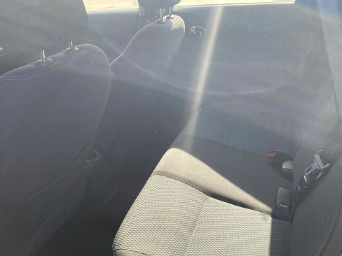 Used 2014 Nissan Versa Note SV FWD image 13
