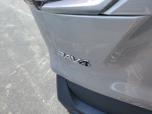 Used 2023 Toyota RAV4 XLE w/ Convenience Package AWD/4WD image 6