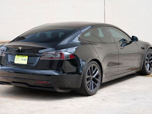 Used 2022 Tesla Model S AWD/4WD image 54