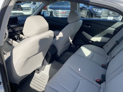 Certified 2023 Honda Accord EX image 12