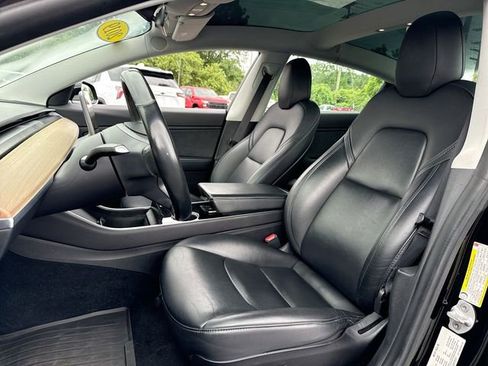 Used 2019 Tesla Model 3 Long Range RWD image 11