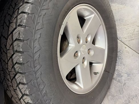 Used 2012 Jeep Wrangler Sport image 8