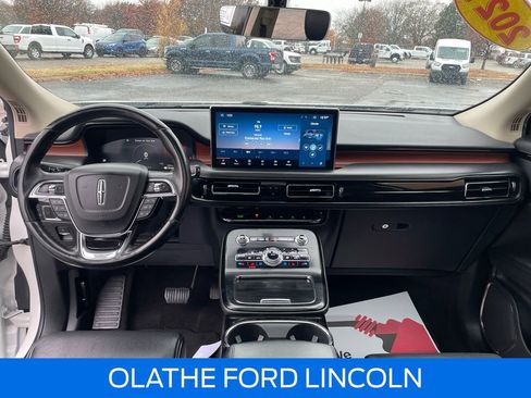 Used 2021 Lincoln Nautilus Reserve w/ Equipment Group 201A image 15