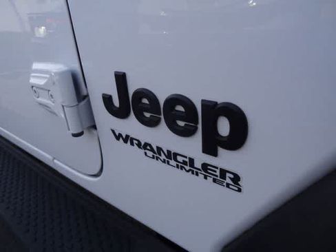 Used 2022 Jeep Wrangler Unlimited Sport AWD/4WD image 18