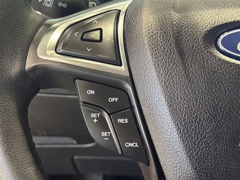 Used 2023 Ford Edge SEL w/ Sport Appearance Package image 36