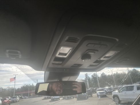 Used 2023 Chevrolet Tahoe Z71 image 19