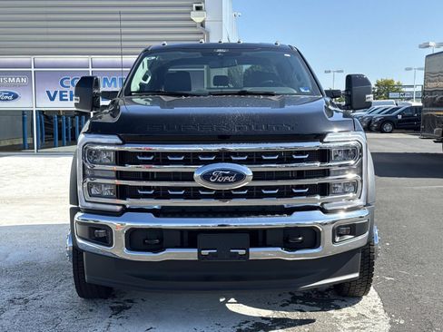 New 2026 Ford F550 4x4 Crew Cab image 8
