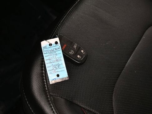 Used 2023 Jeep Compass Trailhawk w/ Trailhawk Elite Group image 19