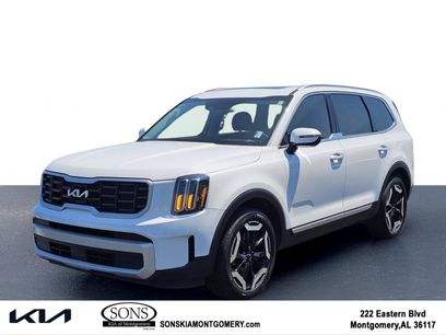 Used 2024 Kia Telluride S w/ S Sunroof Package