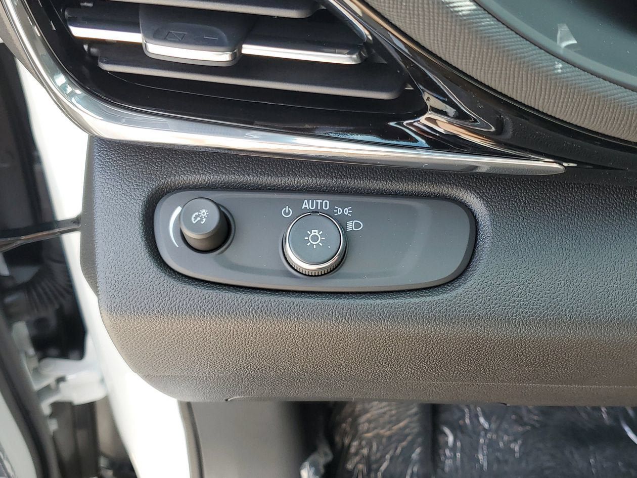 New 2026 Buick Envista Sport Touring w/ Convenience I Package FWD image 29