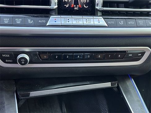 Used 2021 BMW X5 sDrive40i w/ M Sport Package image 22