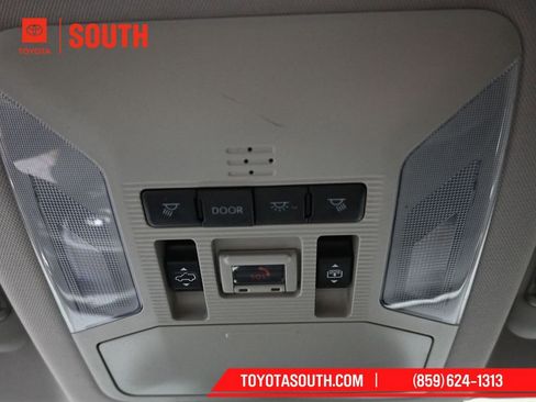 Used 2023 Toyota RAV4 Limited image 21