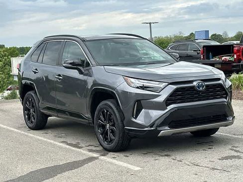 Used 2023 Toyota RAV4 XSE AWD/4WD image 22