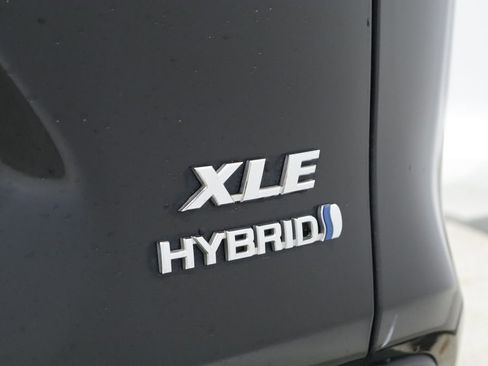 Used 2023 Toyota RAV4 XLE w/ Convenience Package AWD/4WD image 19