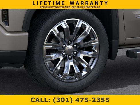 New 2026 GMC Sierra 1500 Denali w/ Denali Reserve Package AWD/4WD image 9