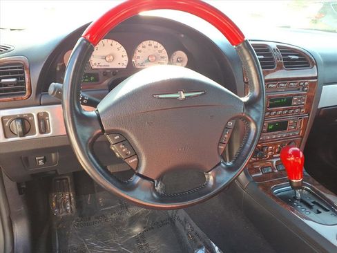 Used 2004 Ford Thunderbird Deluxe image 7