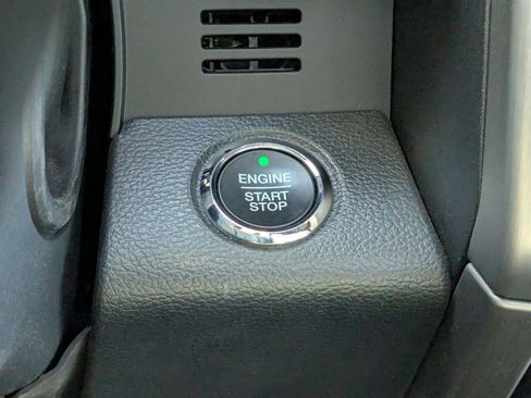 Used 2022 Ford F350 Platinum w/ FX4 Off-Road Package image 22