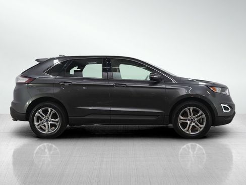 Used 2017 Ford Edge Titanium w/ Equipment Group 301A image 6