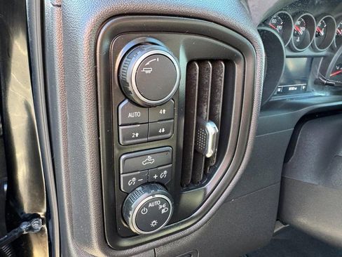 Used 2024 Chevrolet Silverado 1500 Custom Trail Boss image 15