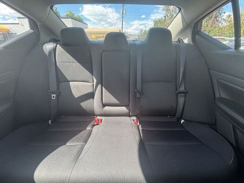 Used 2025 Nissan Altima 2.5 SV FWD image 36