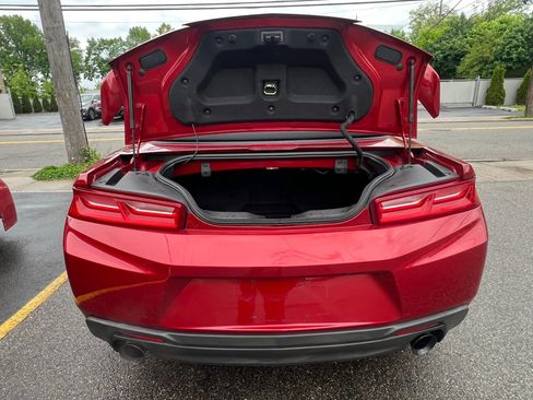 Used 2016 Chevrolet Camaro LT RWD image 9