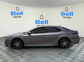 Used 2021 Toyota Camry SE FWD video 2