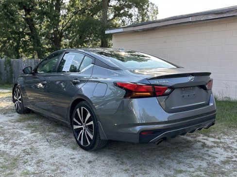 Used 2019 Nissan Altima 2.5 SR w/ SR Premium Package FWD image 4
