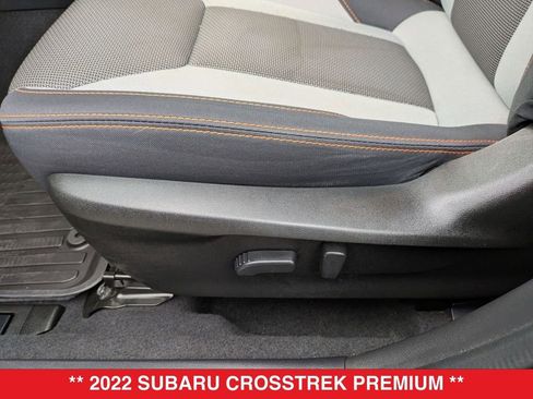 Used 2022 Subaru Crosstrek 2.0i Premium w/ Moonroof Package image 15