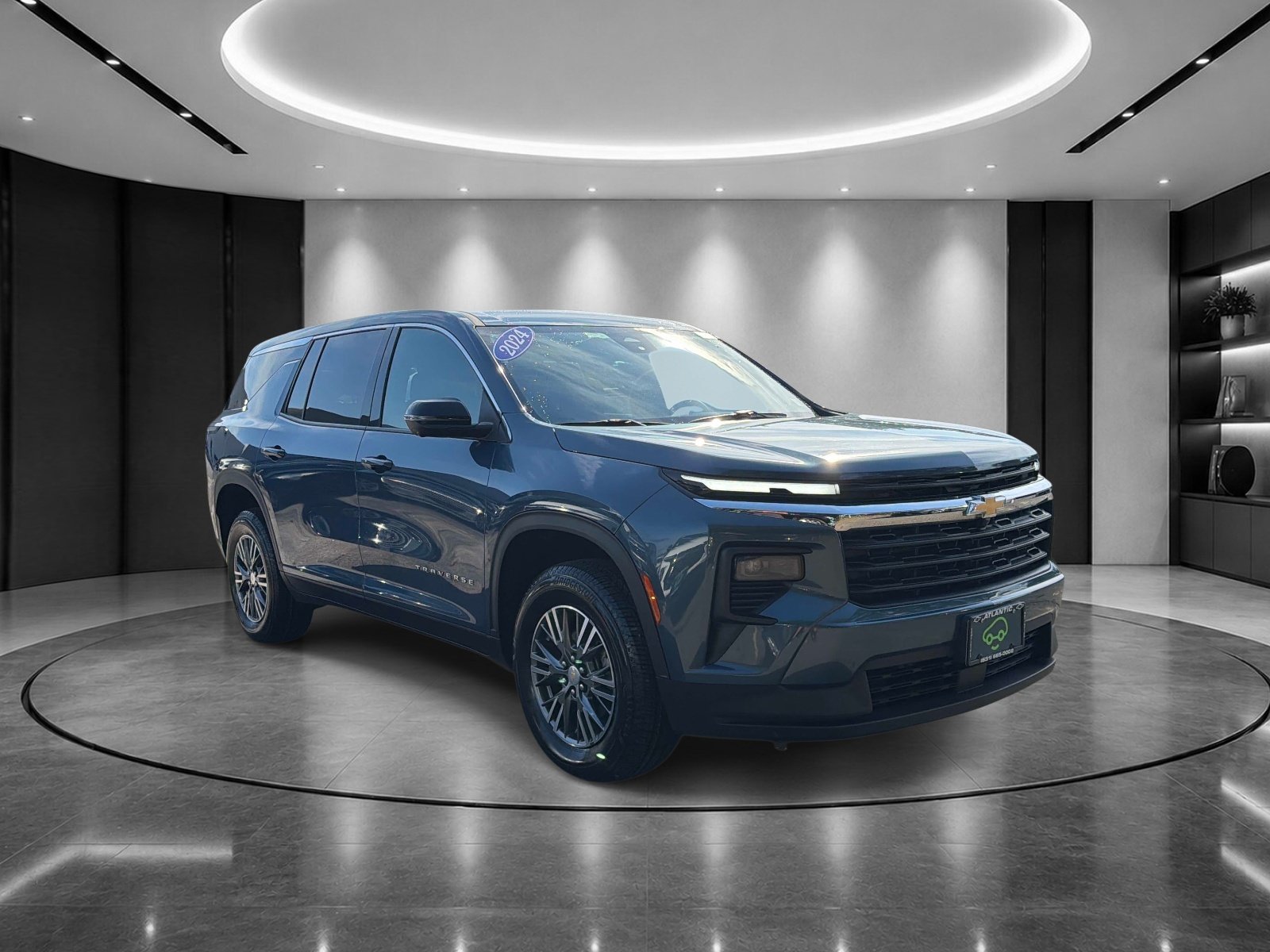 Certified 2024 Chevrolet Traverse LS AWD/4WD image 2