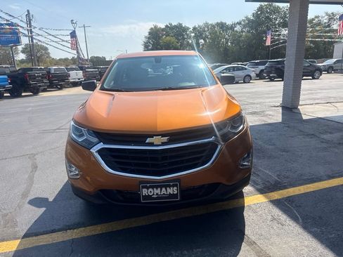Used 2018 Chevrolet Equinox LS FWD image 10