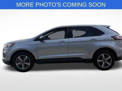 Used 2024 Ford Edge SEL w/ Convenience Package image 7