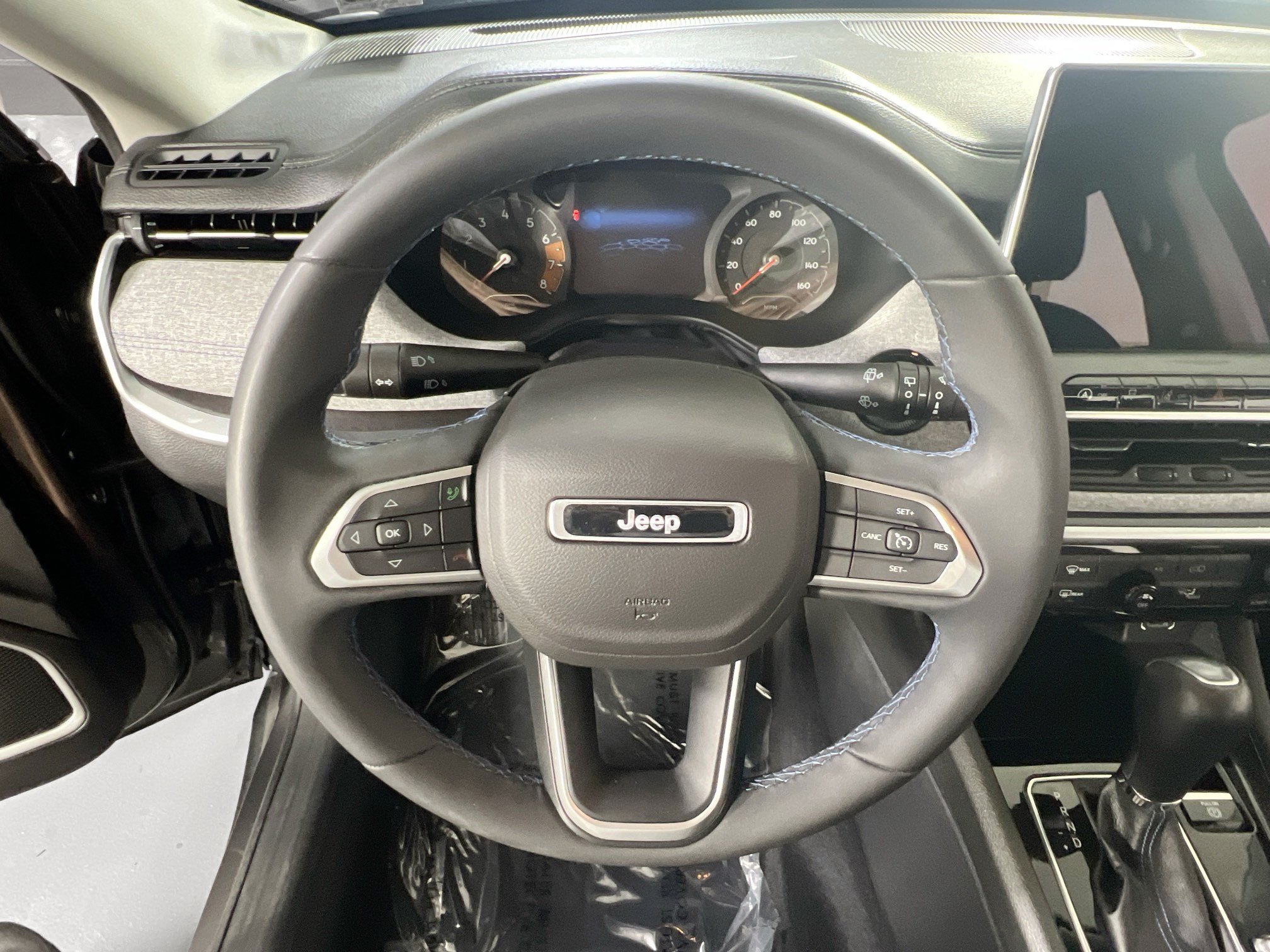 Used 2022 Jeep Compass Latitude AWD/4WD image 11