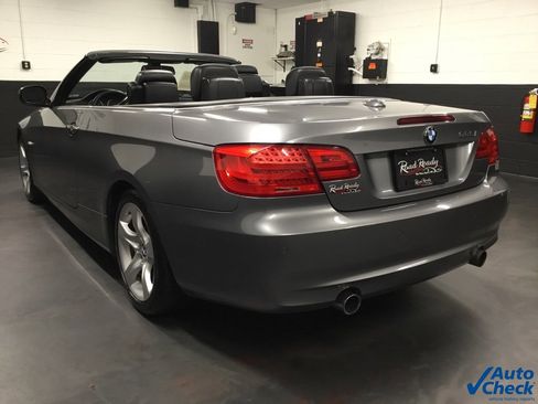 Used 2011 BMW 335i Convertible image 8