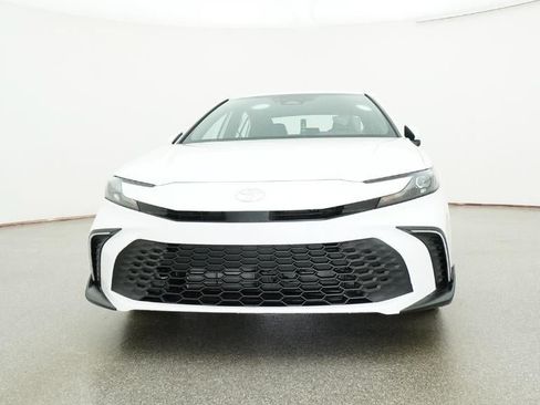 New 2026 Toyota Camry SE FWD image 31