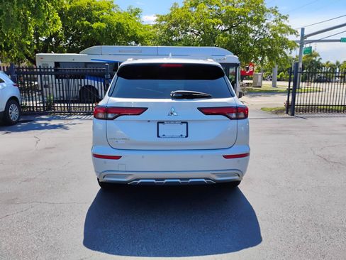 Used 2022 Mitsubishi Outlander SEL FWD image 5