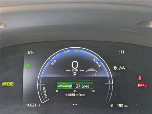 Used 2025 Toyota Camry SE image 11