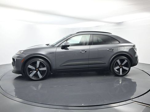 Certified 2025 Porsche Macan Electric RWD image 2